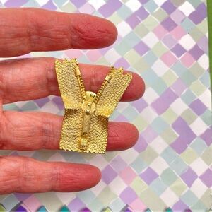 Vintage Zipper Pin Gold Tone Brooch Lapel Hat 1.75”